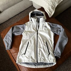 Rain coat jacket
